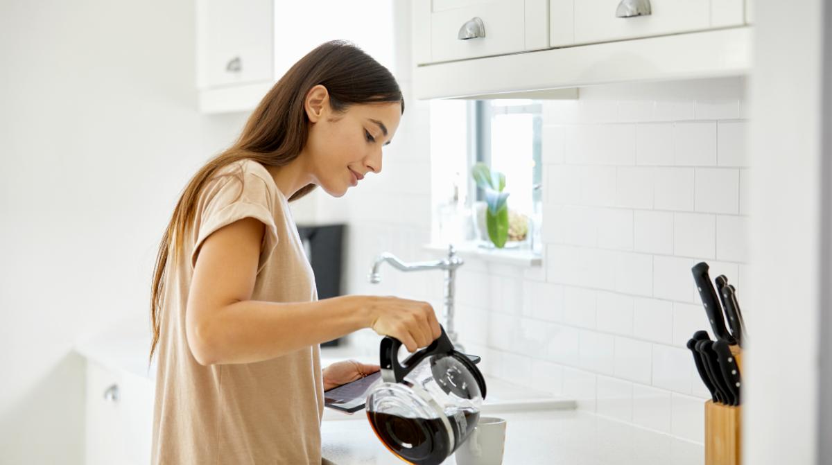 Does Coffee Suppress Appetite_hero